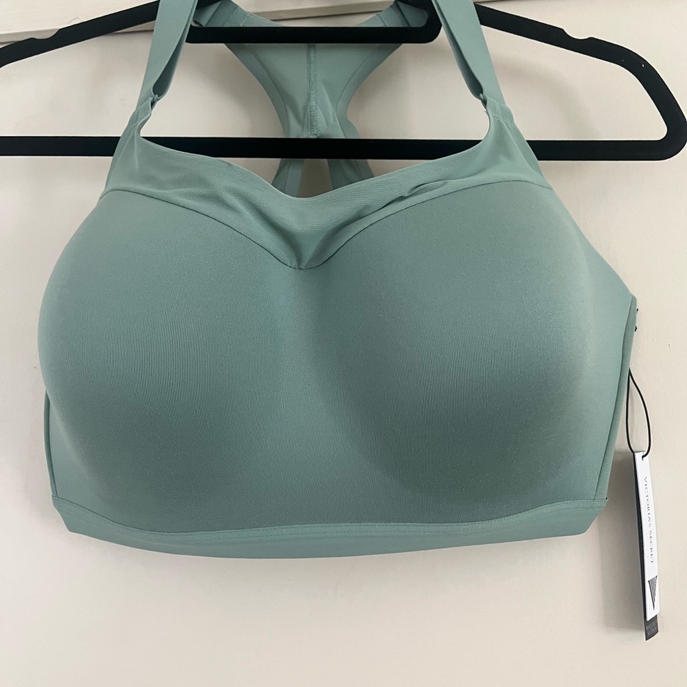 Victoria's Secret Light Green Sports Bra